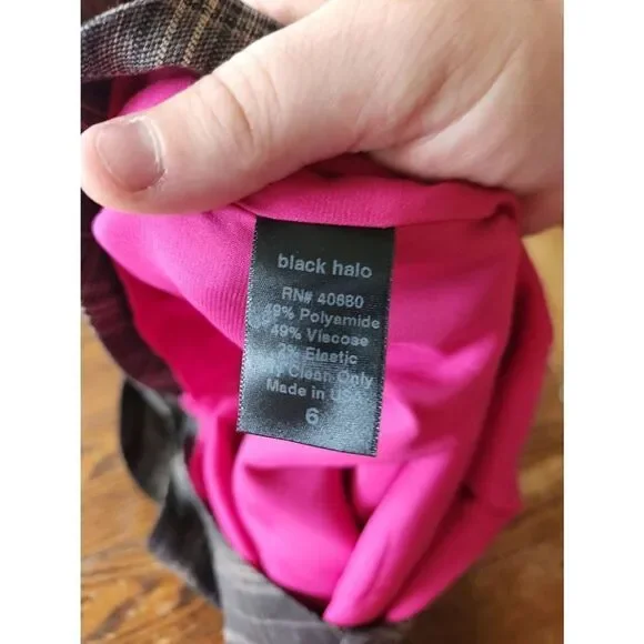 Black Halo One Shoulder Plaid Mini Jackie dress sz 6 - Picture 3 of 4